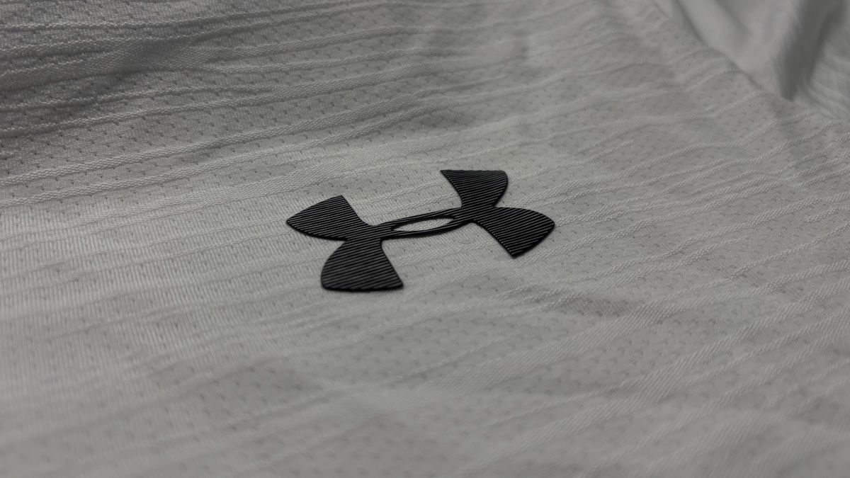 Under Armour T-shirt: Under Armour Compression Shirt – Nuovo (secondo la descrizione) da Münchenbuchsee venduto da ore_wlr9 3
