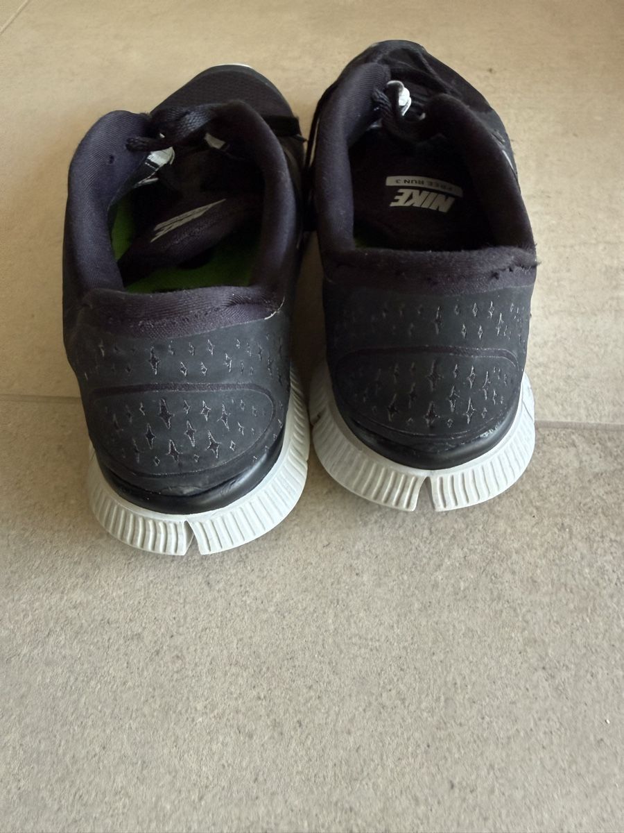 Nike Chaussures hommes: Nike Free Run 3 – D'occasion à Schötz par Frantic 5