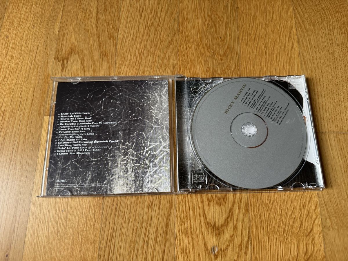 CDs: Ricky Martin CD "Livin' La Vida Loca" – Gebraucht aus Zürich von wtpooh 2