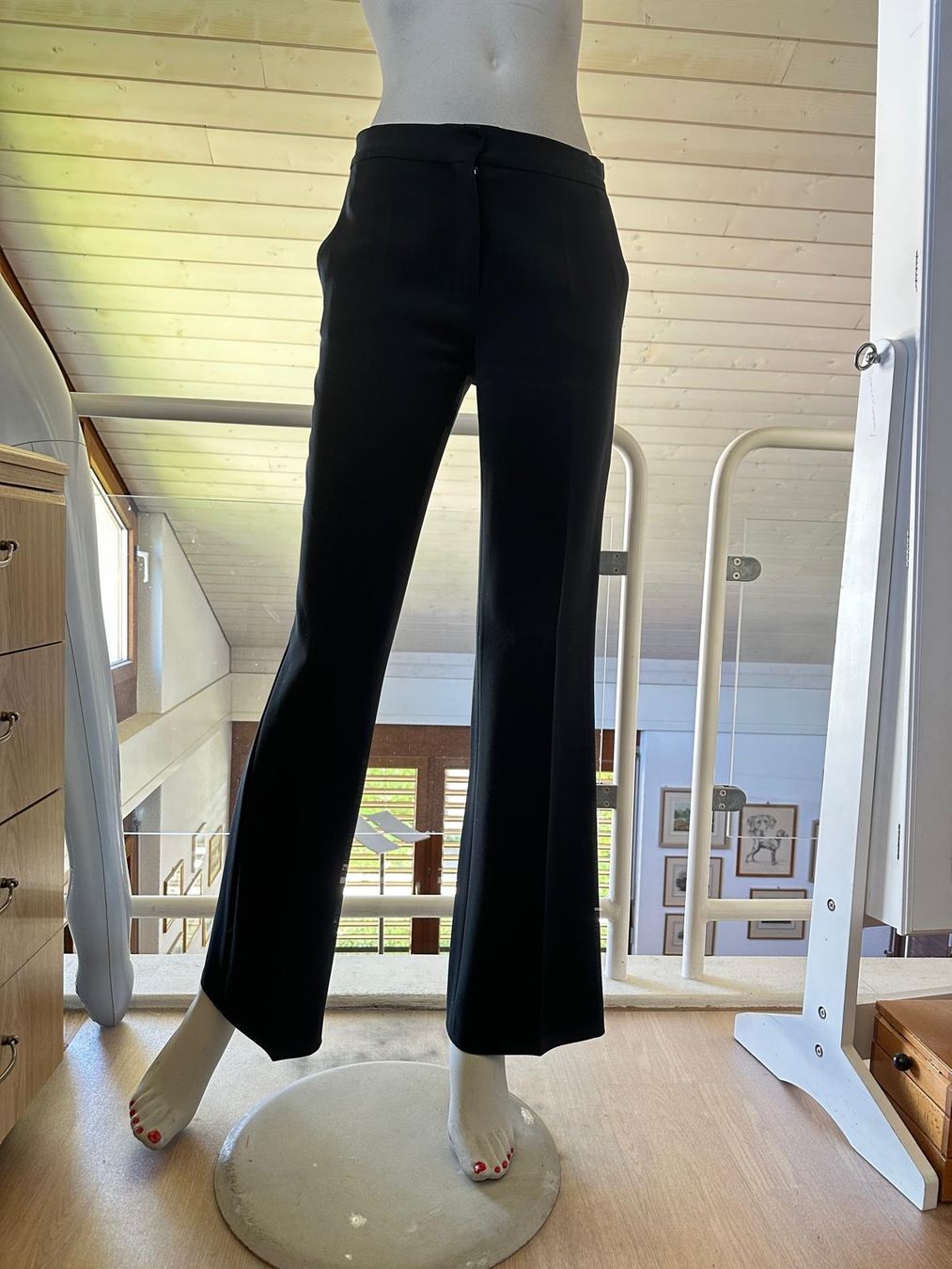 Max Mara Pantaloni: Schwarze Hose von MAX MARA – Usato da Neuhausen venduto da Lechasseur