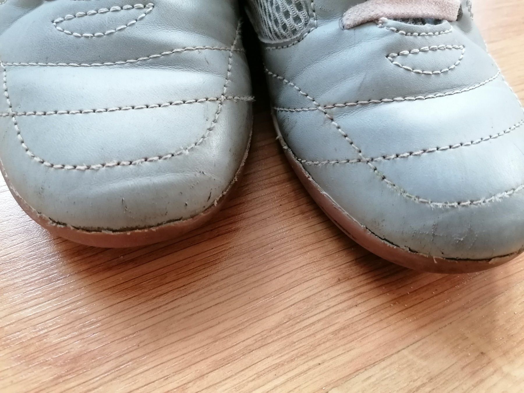Chaussures filles: Turnschuhe Gr. 30 – D'occasion à Büttikon AG par Amineah 2