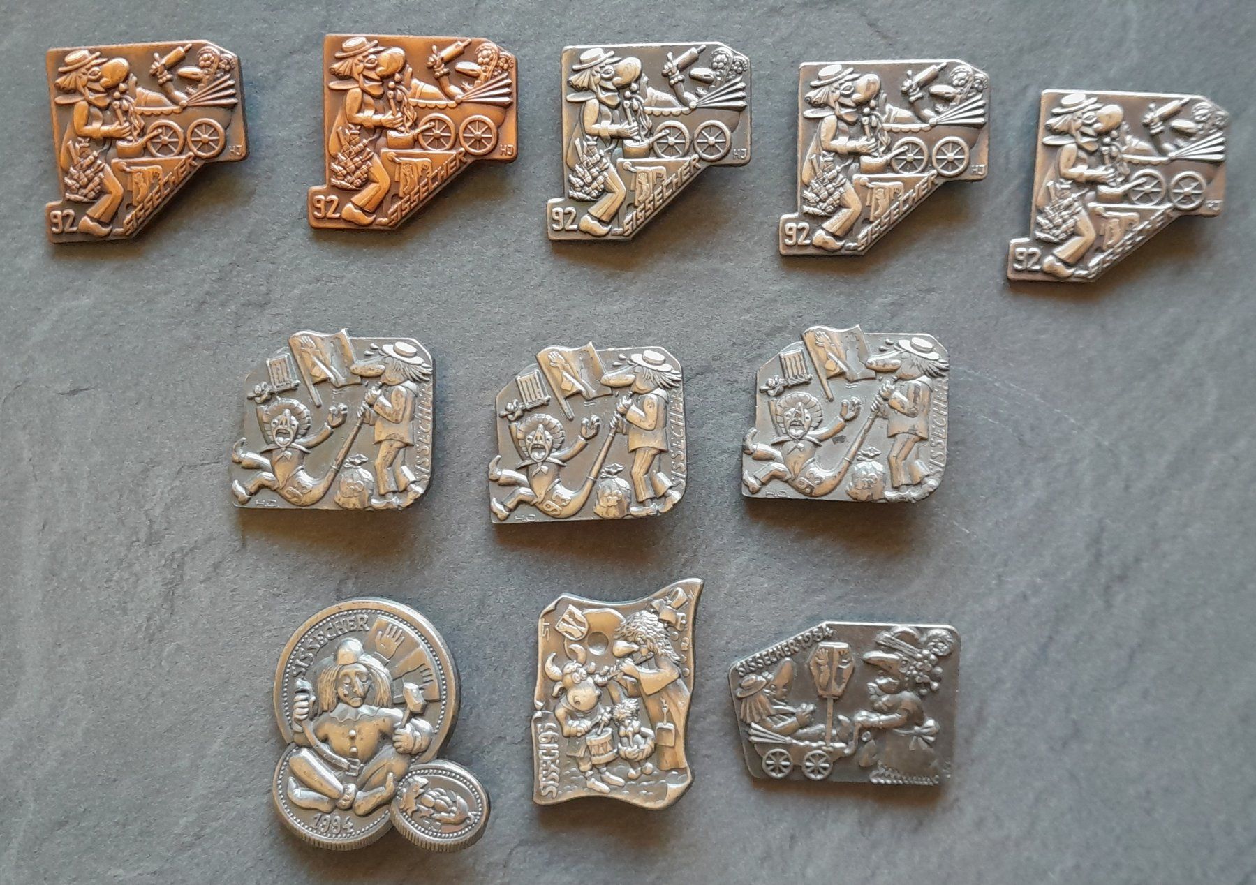 Plaquettes & Badges: Plaketten SISSECHER – D'occasion à Liesberg par Ragged