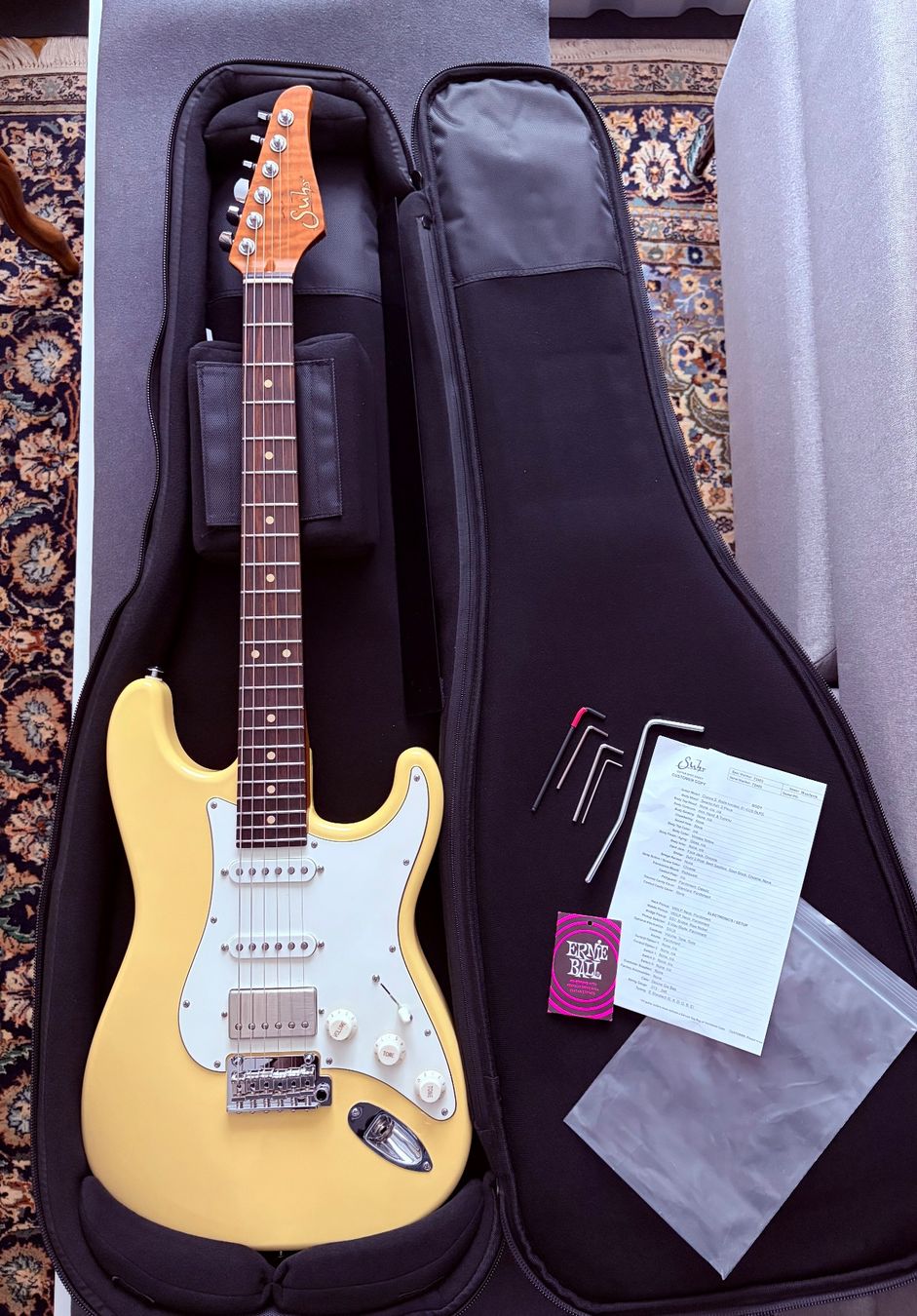 Strumenti musicali: Suhr Classic S - Roasted Maple Neck – Nuovo (secondo la descrizione) da Fribourg venduto da DanielPascal