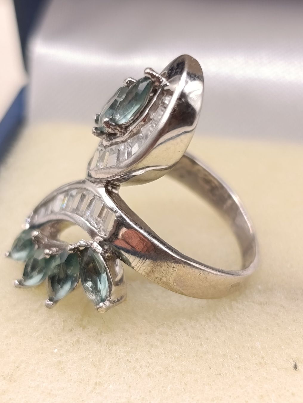 Ringe: Vintage versilberte Ring mit Schmucksteine Top – Gebraucht aus Steffisburg von 1.Schmuckschatulle 4