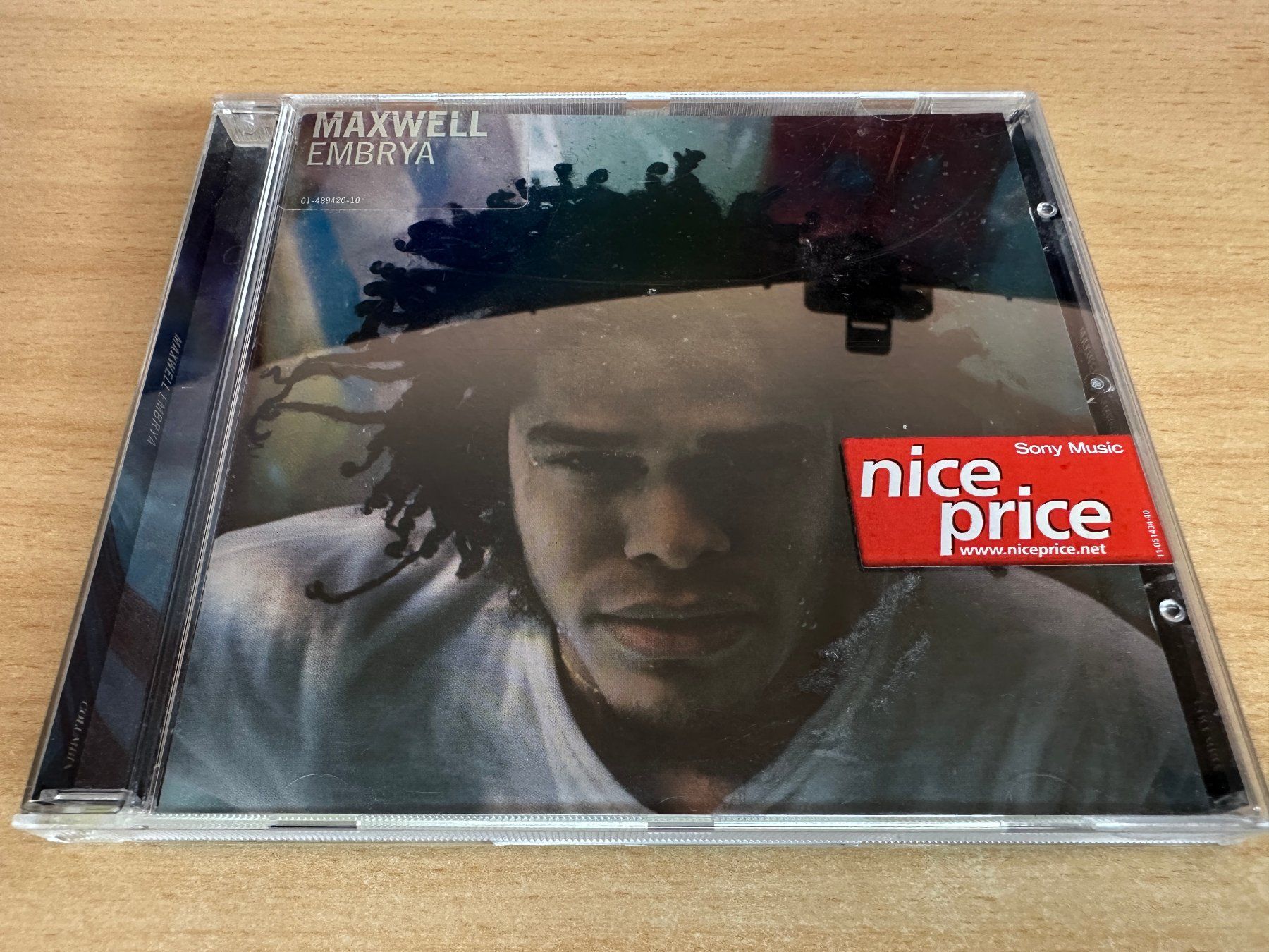 CD: Maxwell – Embrya – Usato da Rikon im Tösstal venduto da Alpenmutz