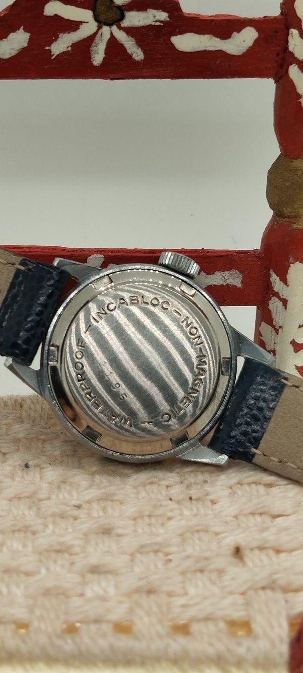 Uhren: Montre schwarz Genève – Gebraucht aus La Chaux-de-Fonds von jac_9llg 6