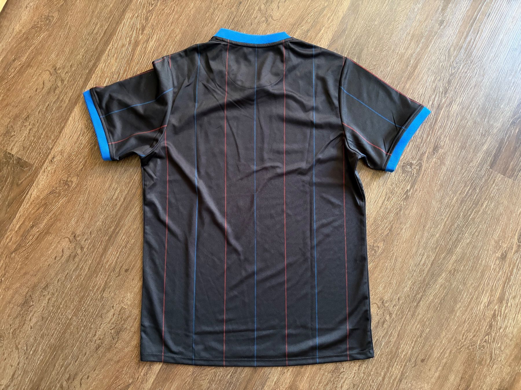 Leibchen & Hosen: Glasgow Rangers Trikot Gr. L – Gebraucht aus Muttenz von bargain_hunter 2