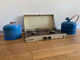 2-Flammen-Gaskocher & 2 Gasflaschen