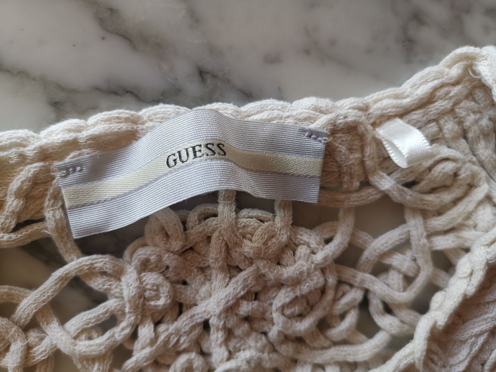 Guess Top: Guess, Bohemian, Makramee Style – Usato da Uerikon venduto da pink_flamingo 1
