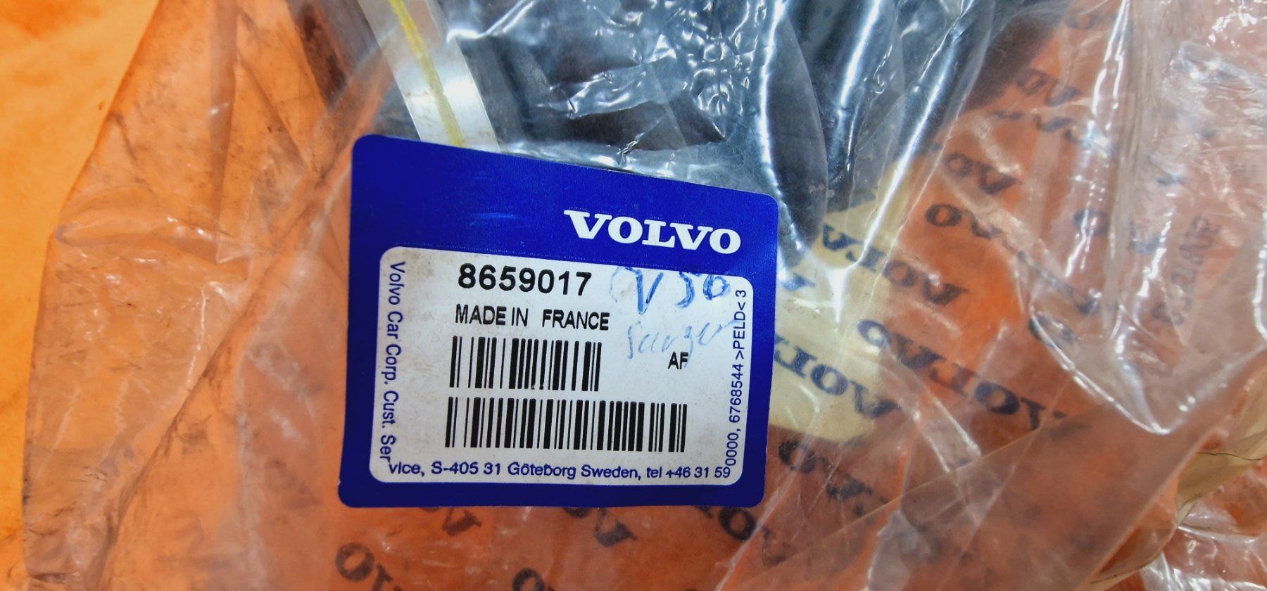 Volvo Alle Autoersatzteile: Ansaugschlauch Volvo – Neu und originalverpackt aus Gwatt (Thun) von Bilsport 2