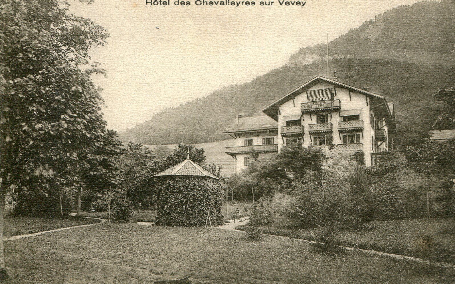 Cartoline postali: Hôtel des chevalleyres sur Vevey – Usato da Les Avants venduto da Jaman7