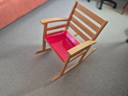 Kinder-Schaukelstuhl aus Holz
