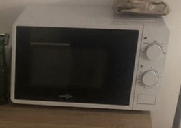 Micro-ondes blanc bon état 