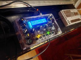 Mutable Instrument Shruti-01 version basic +1x boîtier acryl