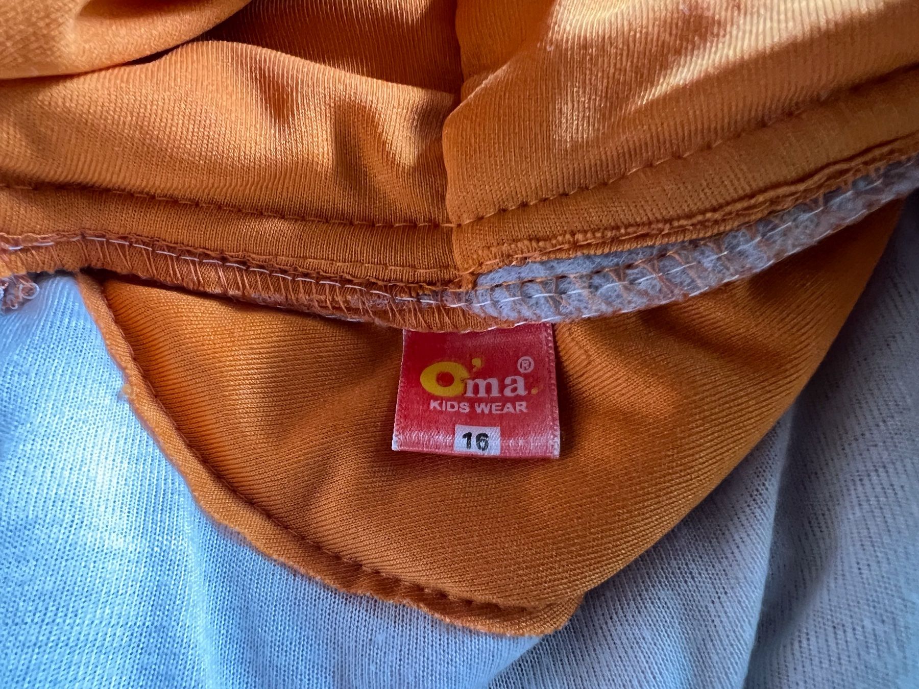 Kleiderpakete & -sets: Set Pullover/Hose (16 Monate) – Gebraucht aus Wallisellen von psimeon 1
