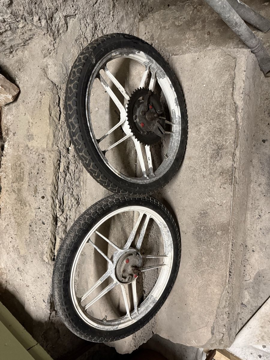 Pneumatici & Ruote complete: Puch Maxi S/N Räder – Usato da Altstätten SG venduto da Joelxx00
