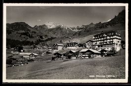 AK Mürren, Ortsansicht mit Hotel und Bergpanorama