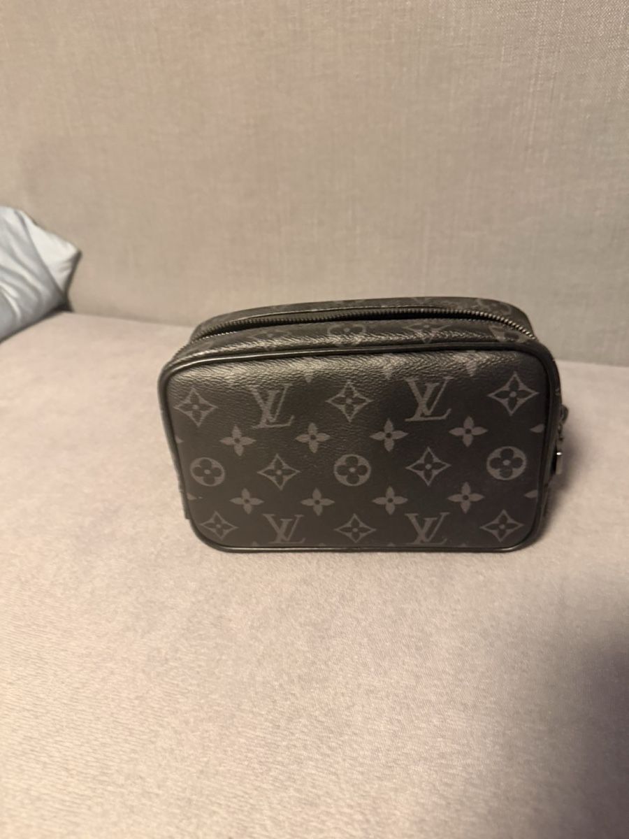 Louis Vuitton Borse: Poche Toilette PM Louis Vuitton – Nuovo (secondo la descrizione) da Mauren venduto da mar8612 1