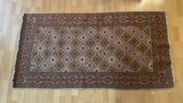 Orientteppich mit Muster rechteckig  ca 173 cm x 90 cm