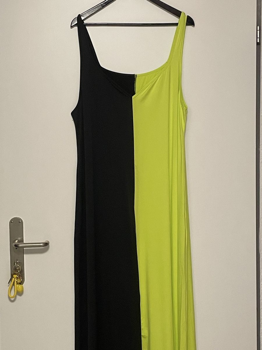 Kleider: Kleid – Neu (gemäss Beschreibung) aus Gossau ZH von Lavinia07