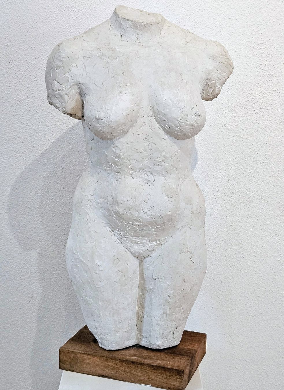 Skulpturen & Statuen: ANNELISE DORER/ Gipsmodell/Höhe: cm 78 – Gebraucht aus Rieden AG von mar_97nb