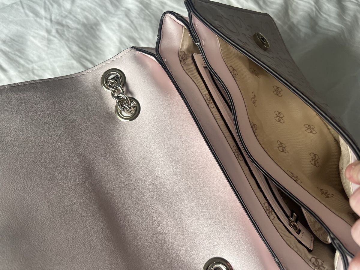 Guess Borse da donna: Guess Tasche rosa – Usato da Mädris-Vermol venduto da G.Sarina 5