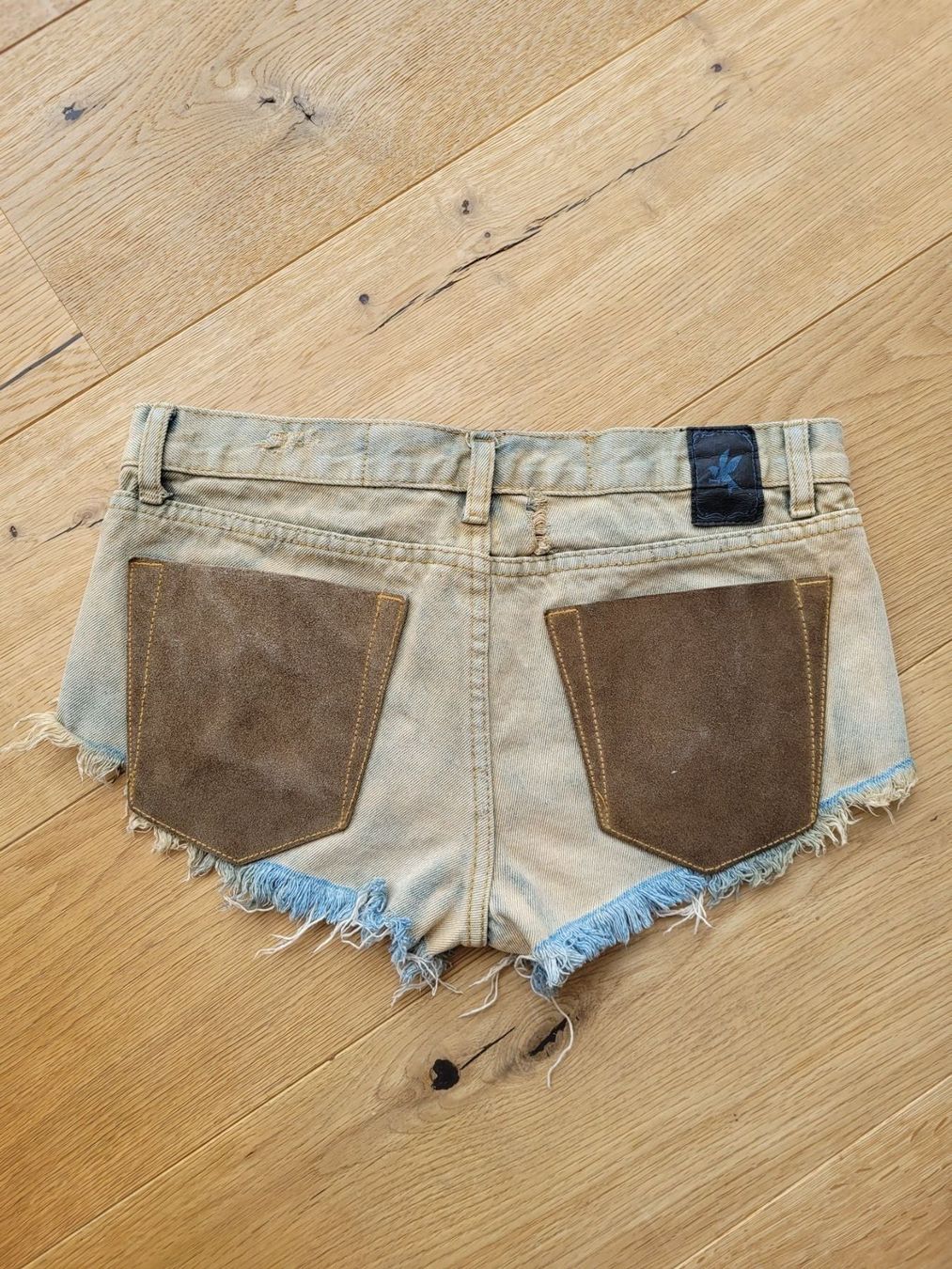 Pantalons: oneteaspoon Shorts – D'occasion à Rheinfelden par DHS 2