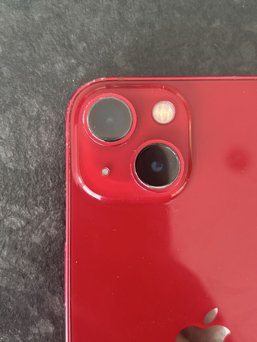 Apple Telefoni cellulari / Smartphones: iPhone 13 Rouge 256GB, bon état  – Usato da Sion venduto da tchana77 2
