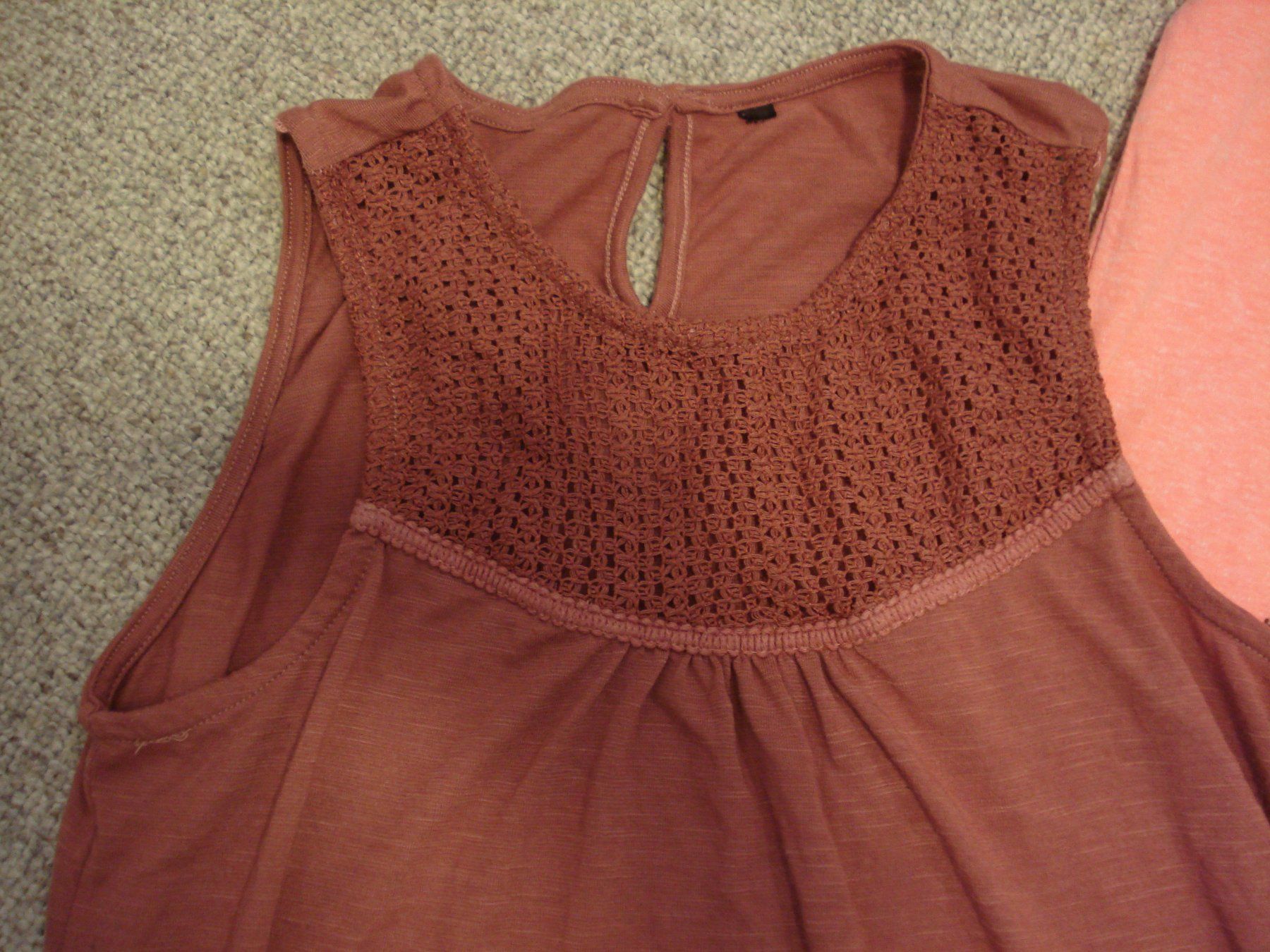 Camicette, T-shirt & Top: 5 T-Shirts Gr. XS / S – Usato da Au SG venduto da beanpasa 1
