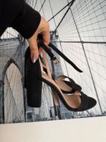 Sandales élégantes noires à talons, taille 41, été!