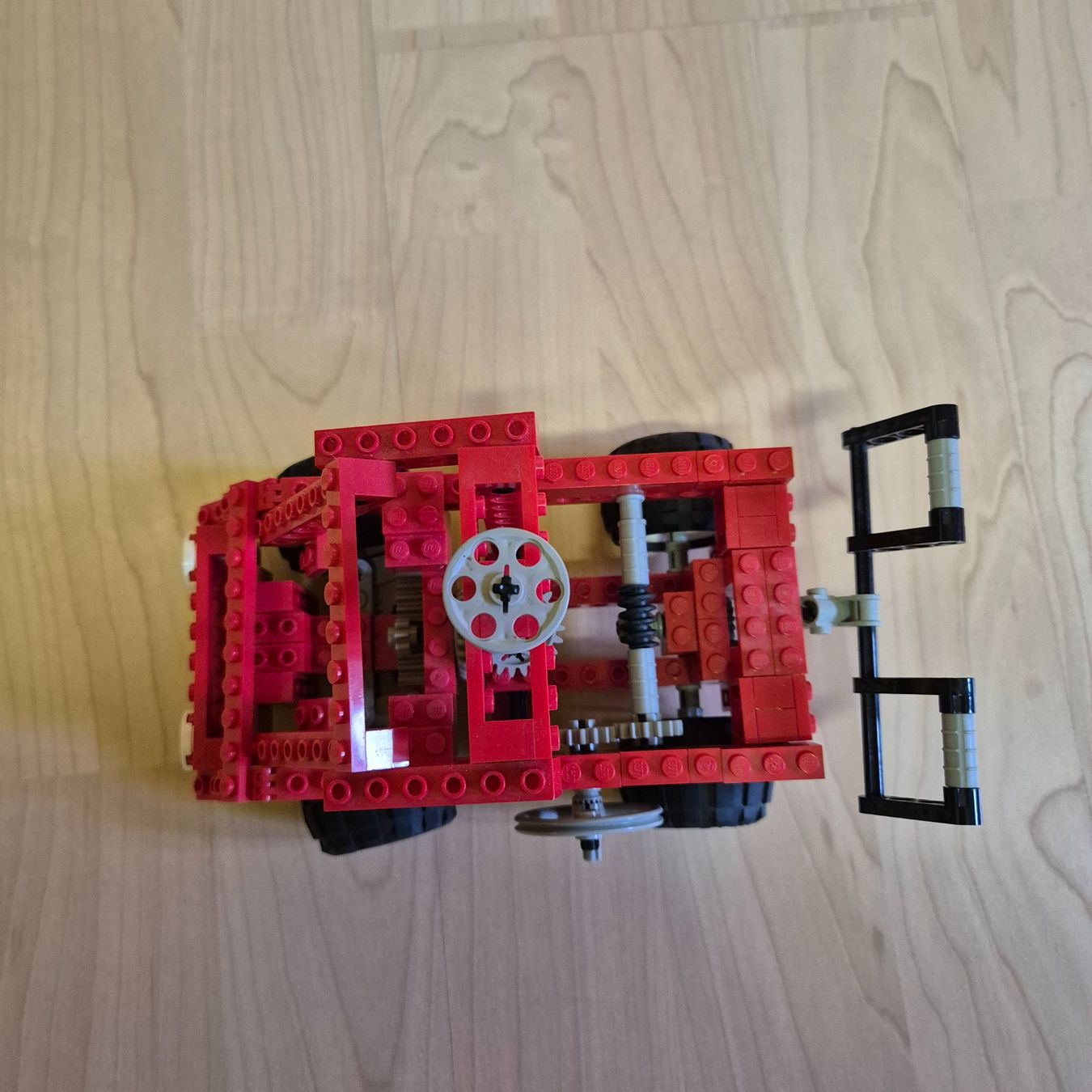 Lego Giocattoli: Lego Technik Oldtimer: Rotes Auto zum selber konstruiere! – Usato da Muotathal venduto da jr_cash 2
