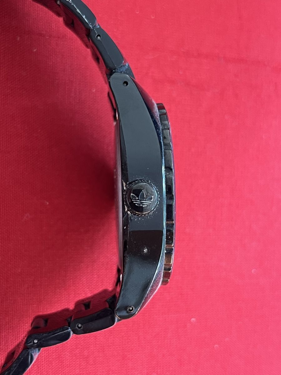 Adidas Montres: Sport Uhr - Adidas – Défectueux à Zürich par ZurichFee 2