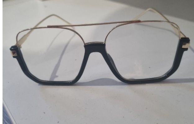 Occhiali & Lenti: Retro Brille mit speziellem Design. – Nuovo (secondo la descrizione) da Pieterlen venduto da Ya0527yl 2