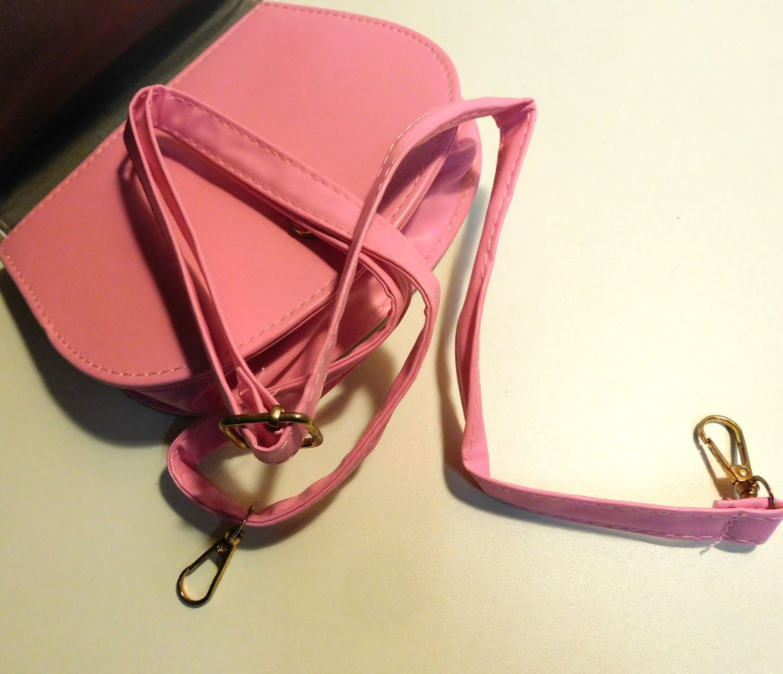 Borse & Zaini: Tasche Mädchenhafte rosa Umhänge/Handtasche – Usato da Sursee venduto da 76 6