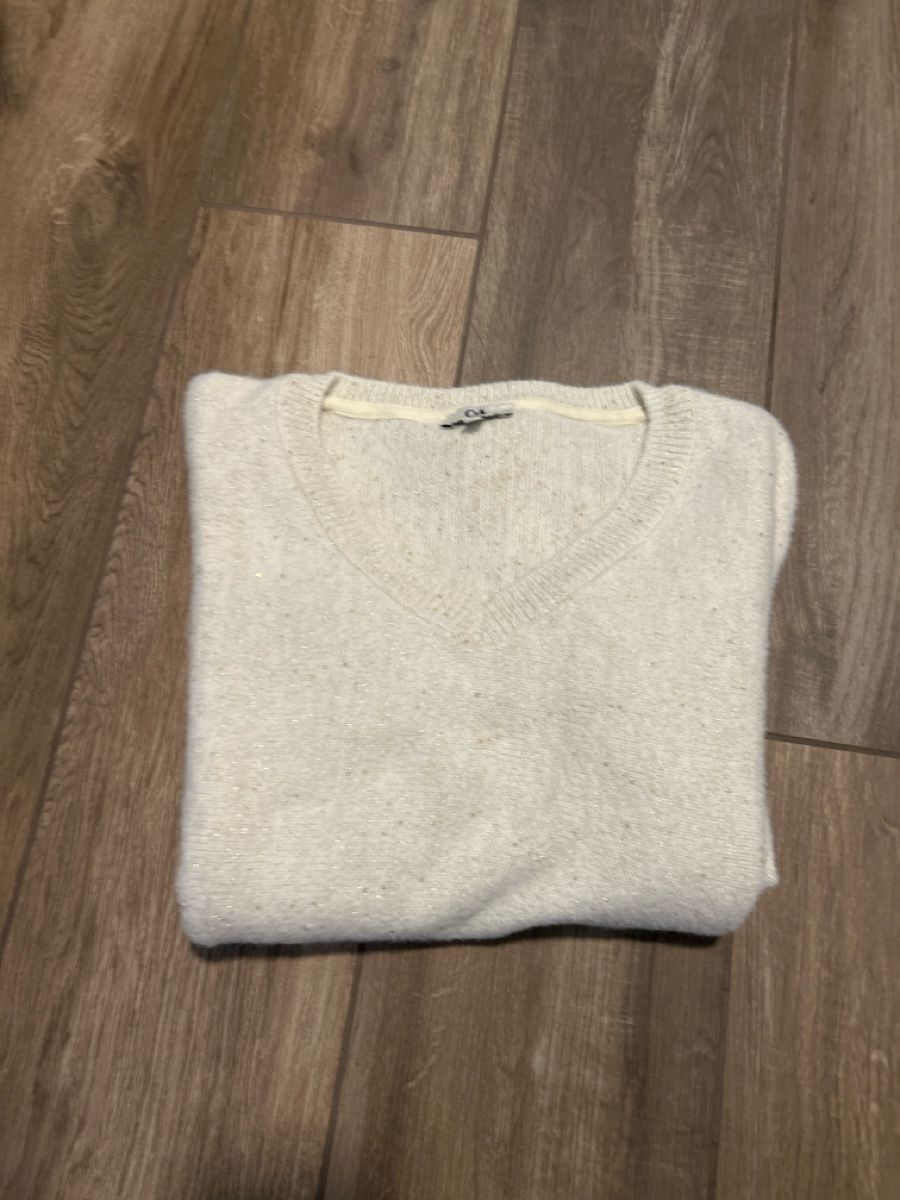 C&A Maglioni & Felpe: Pullover C&A con beige con brillantini oro. Taglia M – Nuovo (secondo la descrizione) da Locarno venduto da sca_8bh7