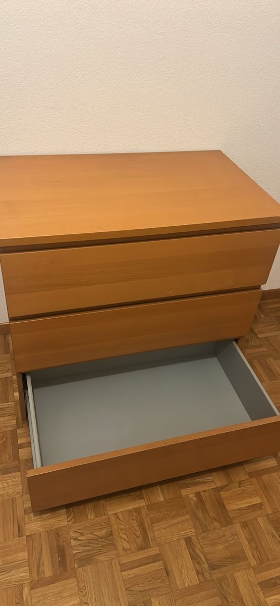 Commodes: Grande commode pratique  – D'occasion à Genève par s.andy13 1