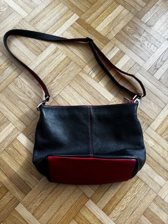 Handtasche Genuine Leather schwarz rot Echtleder 