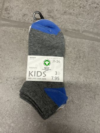 Chaussettes neuves , taille 31 - 34 lot de 3