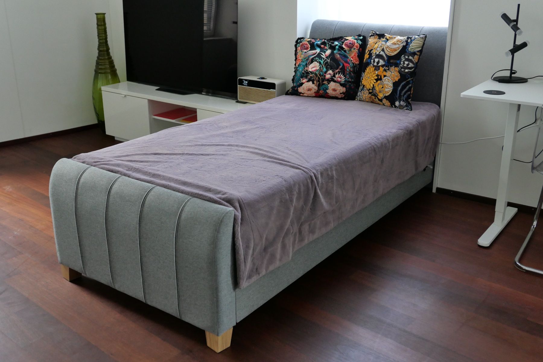 Betten: Boxbett Noble County mit Stauraum – Gebraucht aus Zürich von Wei001