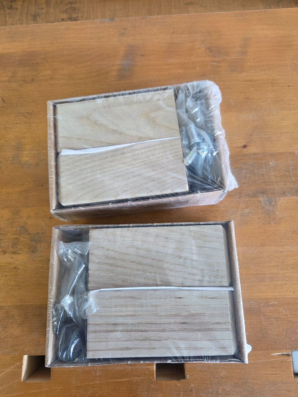 Ikea Autre mobilier: 4 pieds IKEA Stubbarp – Neuf avec emballage d'origine à Onnens FR par got_5x29