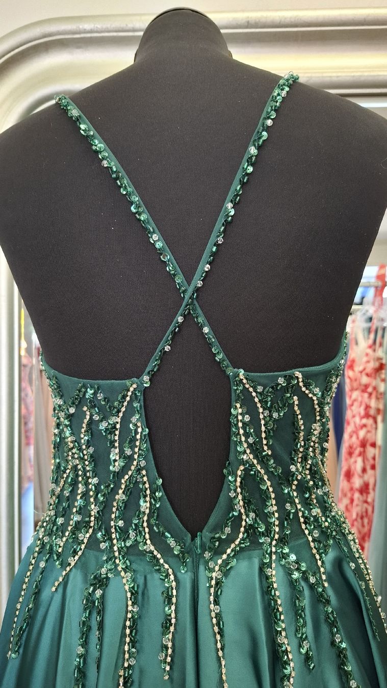 Robes: Abendkleid Satin Green  – Neuf (Voir description) à Uster par VMT. 5