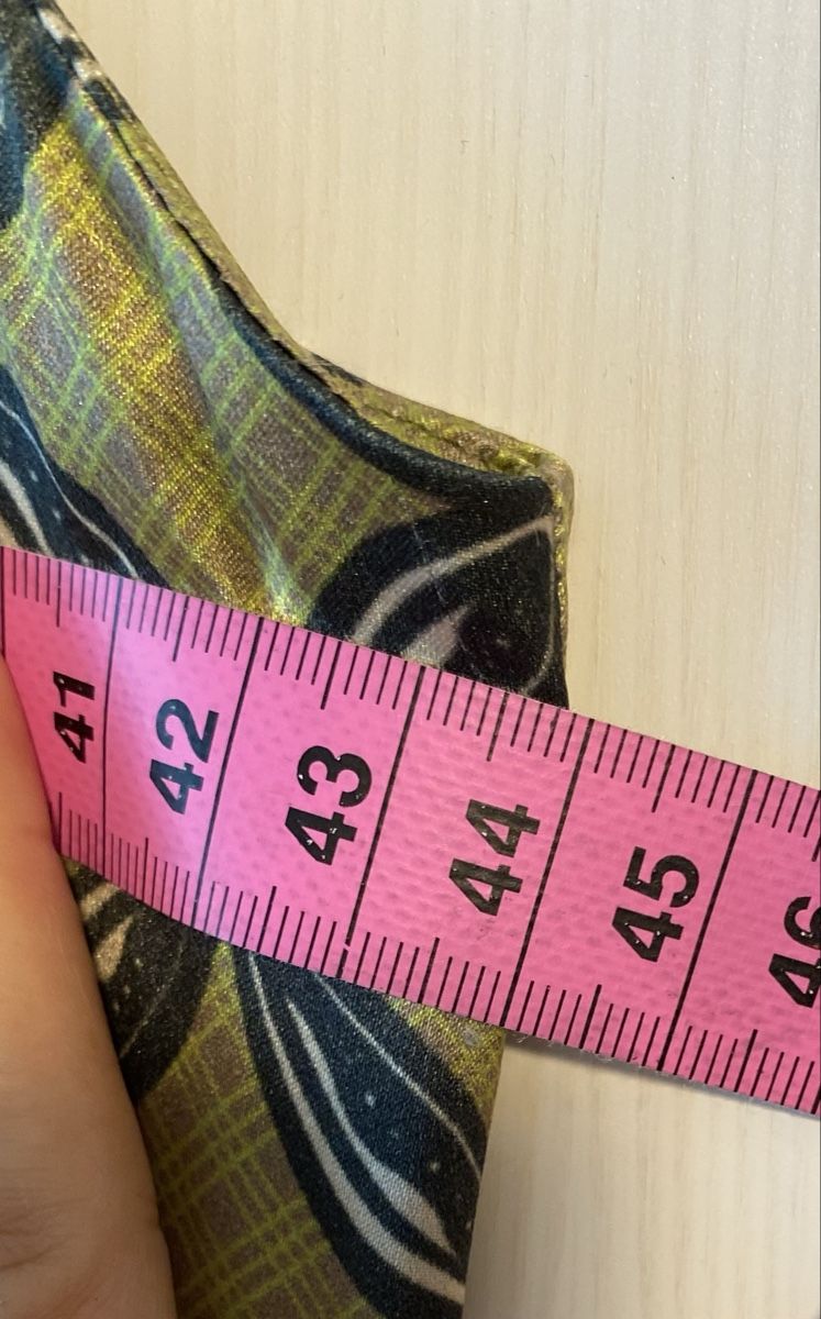 Tute: NUI Silk NP 379.- – Nuovo (secondo la descrizione) da zürich venduto da venezi 4