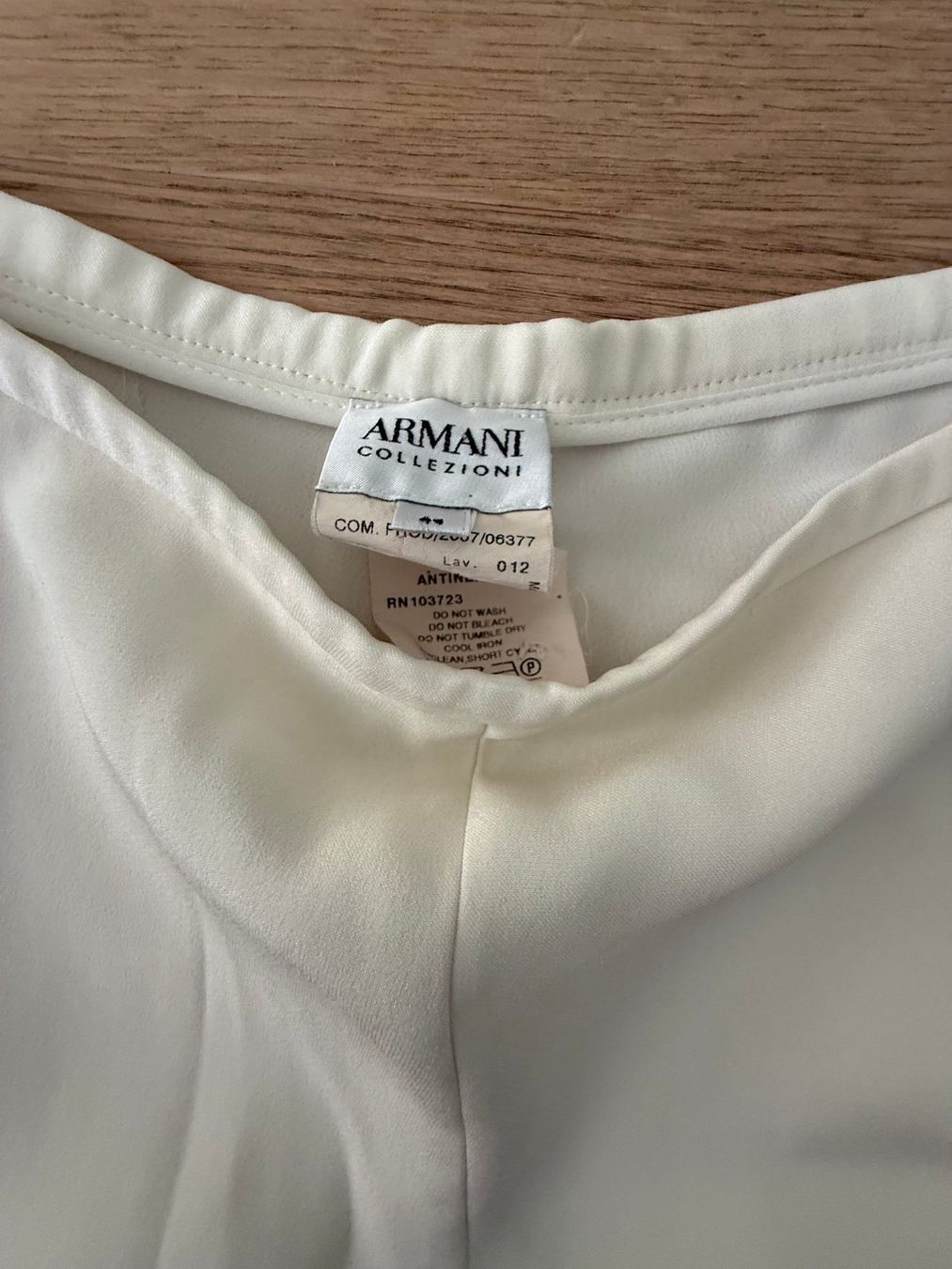 Armani Pantaloni: Armani Collezioni Hose Weiss – Usato da Kirchdorf AG venduto da coco123 5