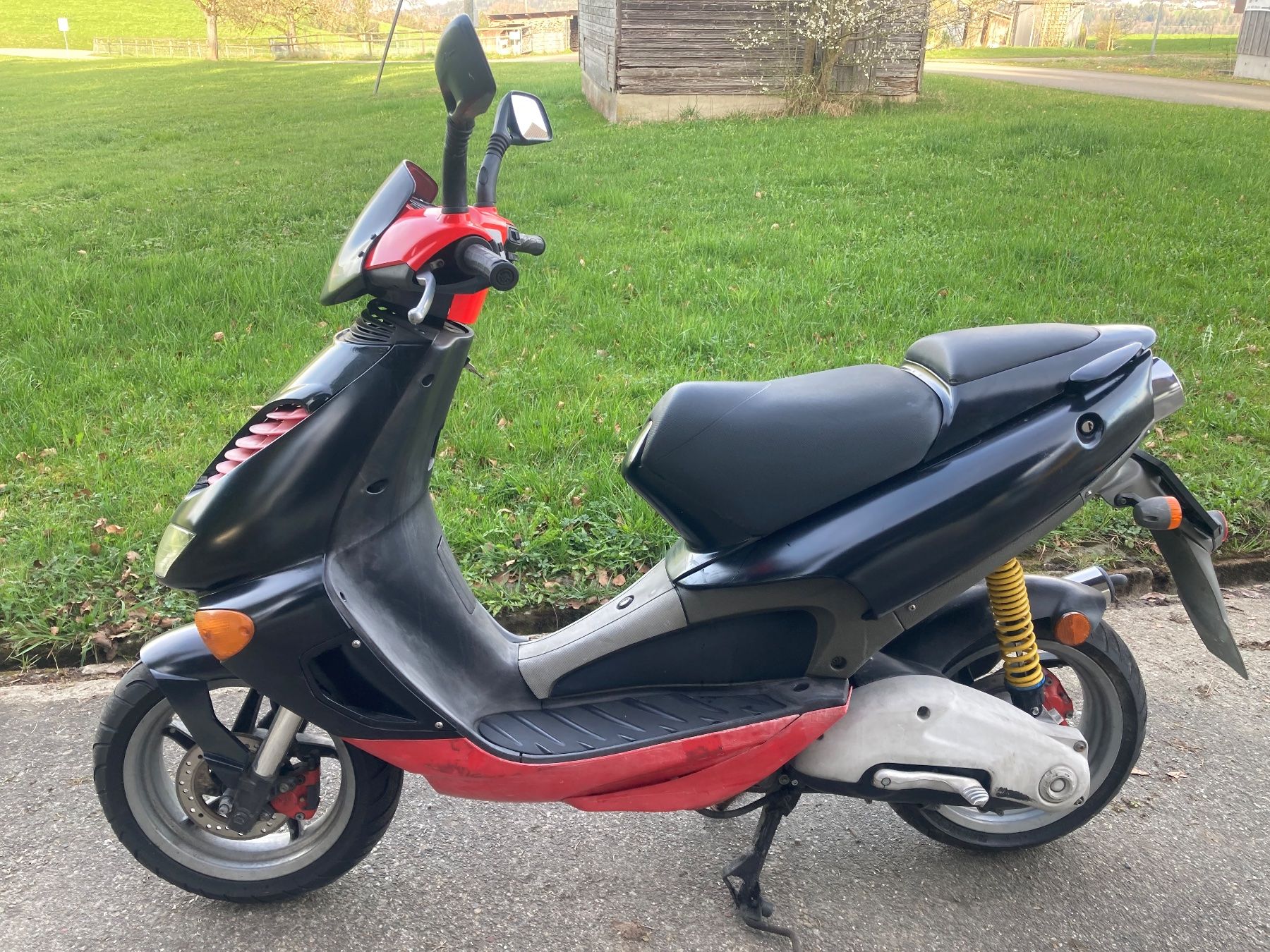 Aprilia Scooter: Aprilia sr 50 – Usato da St. Gallen venduto da MarkoBoss 2