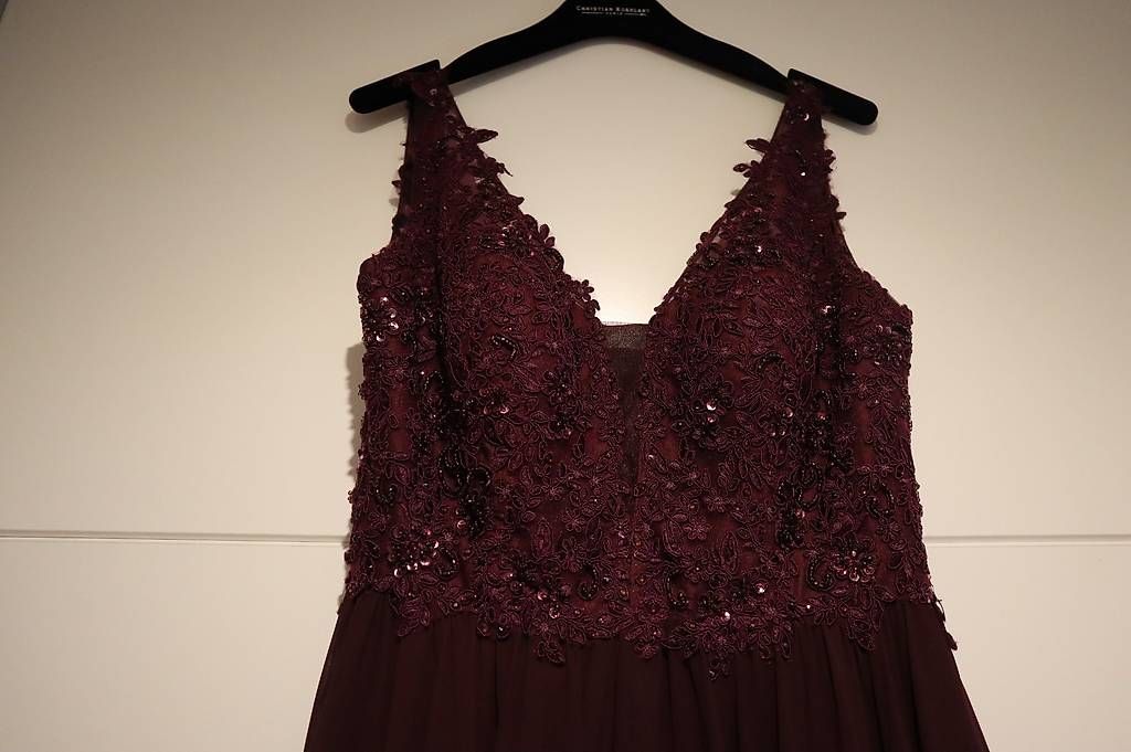 Kleider: Abendkleid Farbe Brombeere – Gebraucht aus Untereggen von mic_d2tq 2