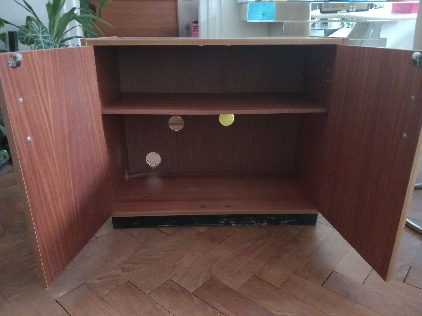 Cassettiere: Holzkommode, klein, gebrauchter Zustand – Usato da Zürich venduto da trawgeis 1