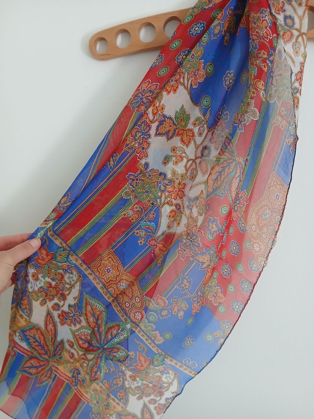 Foulards, Tücher & Schals: Fabiani Vintage scarf silk blue red – Neu (gemäss Beschreibung) aus Wil SG von tre_g2l7 1