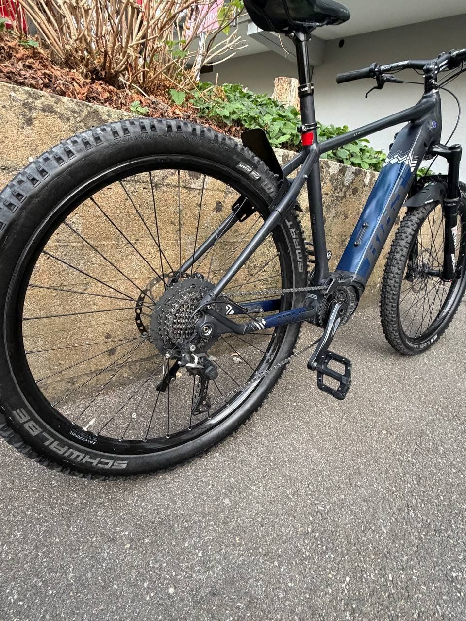 Shimano Biciclette: E mtb L 29 – Usato da Bern venduto da ed_z717 8