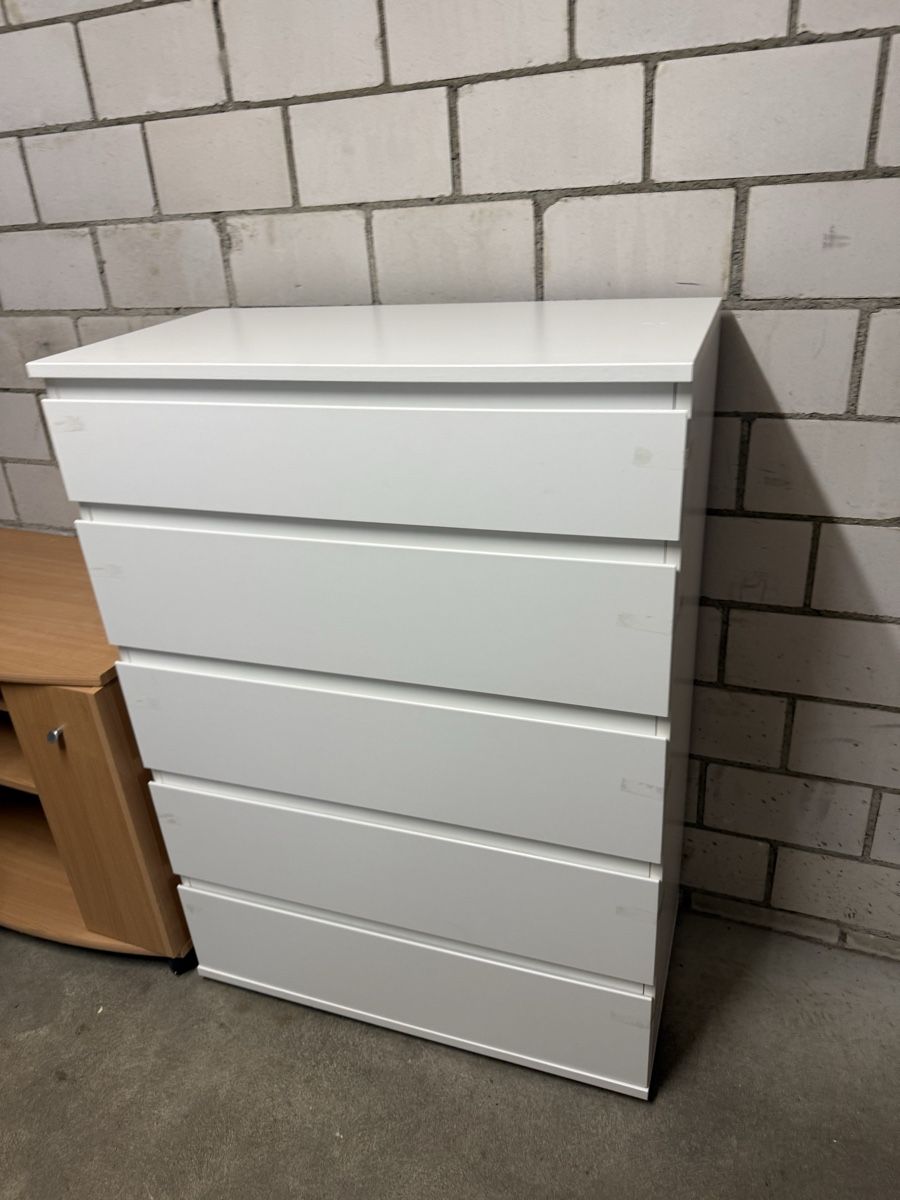 Commodes: Weisse Kommode  – D'occasion à Steinmaur par Bal-Rajmi1 1