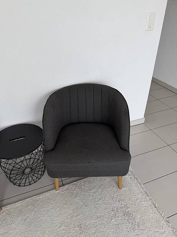 Poltrone: 2 fauteuils - gris foncé – Usato da Moudon venduto da Shiti10 2